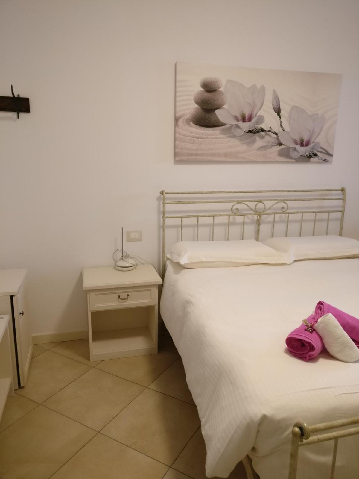 Agriturismo Nonna Bettina Moniga del Garda Pokoj fotografie