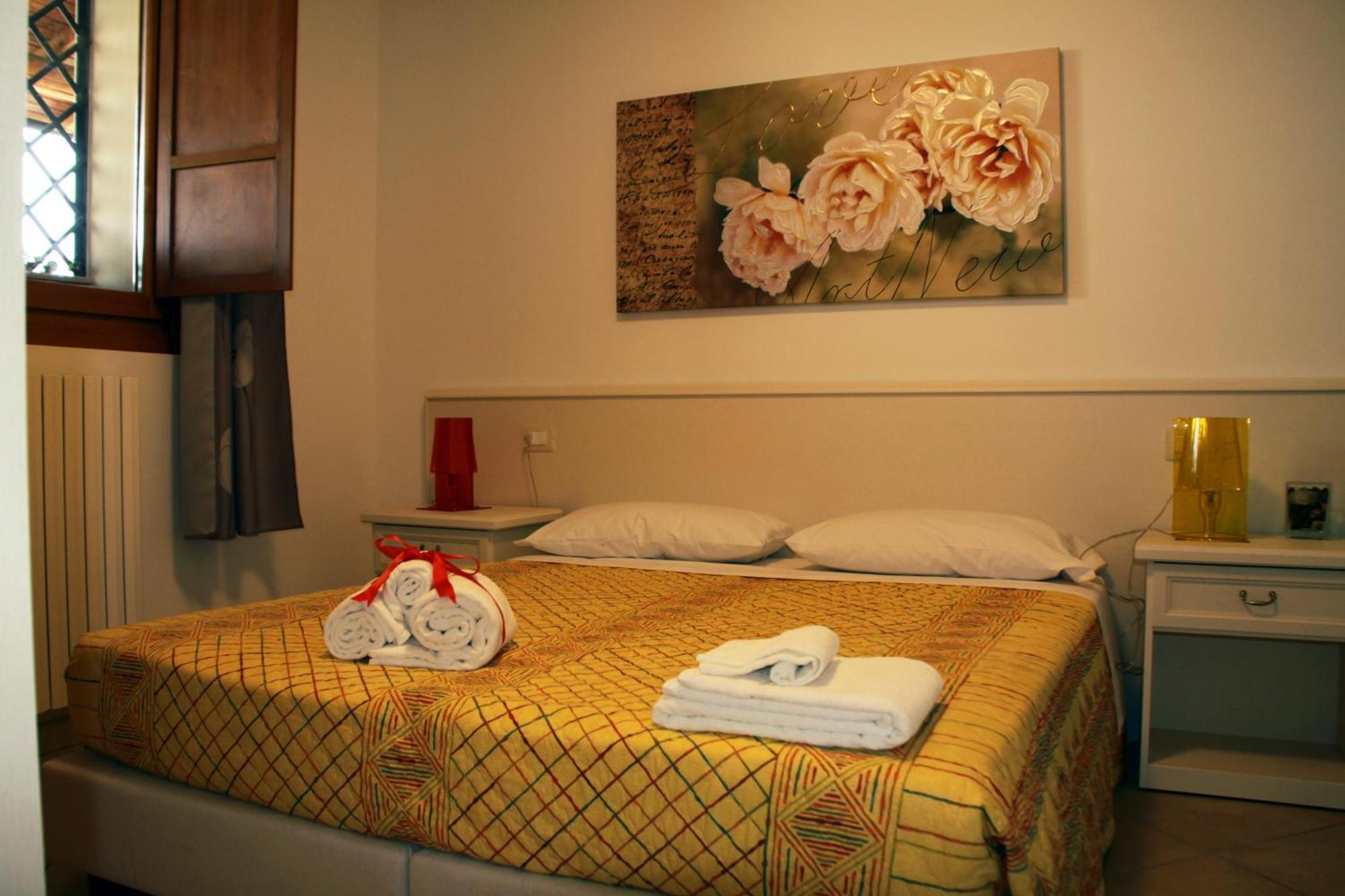 Agriturismo Nonna Bettina Moniga del Garda Pokoj fotografie
